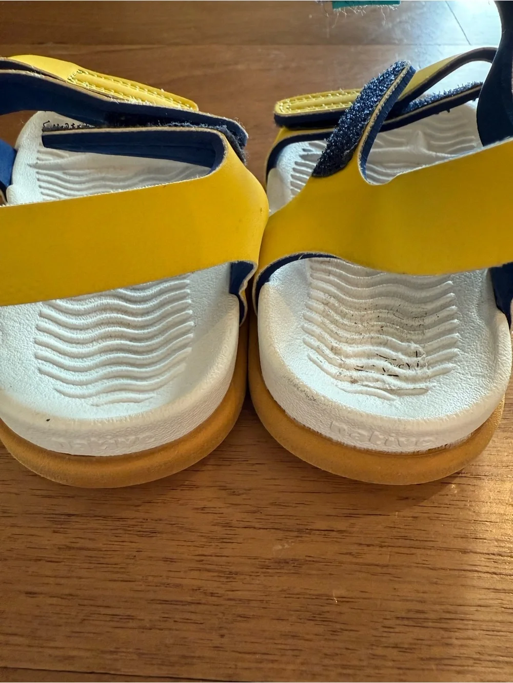 Native Shoes Yellow Kids Sandals size C5 (little kids/toddler)